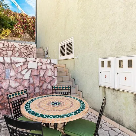Apartment Beautiful In With Kitchen Poljica (Trogir)